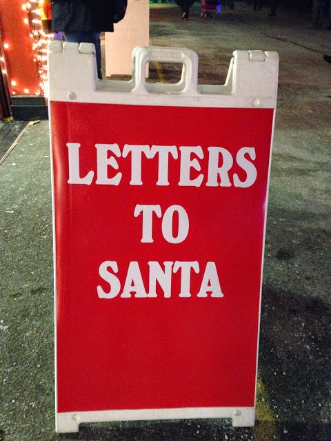 Kennywood Holiday Lights letters to santa sign