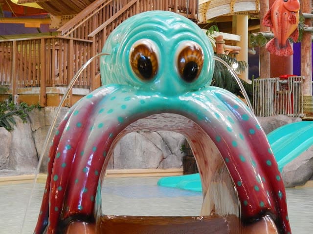  Castaway Bay  water play area