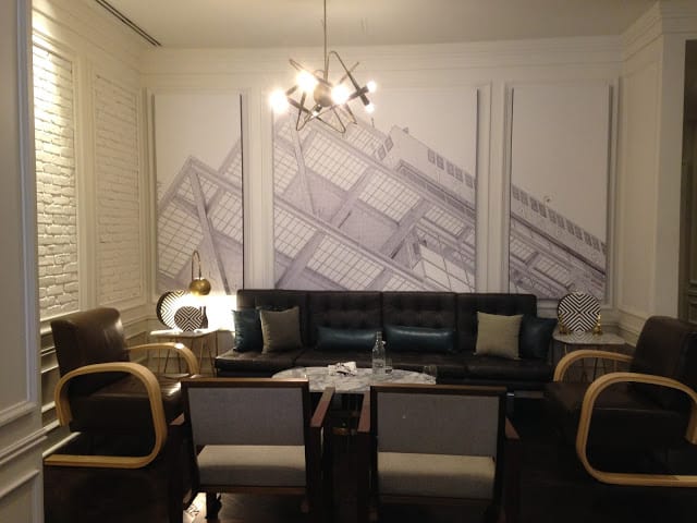 Le Méridien Hotel Indianapolis sitting areas