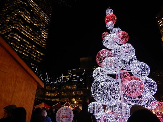 pittsburgh holiday market