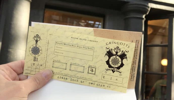 best things to do at Wizarding World of Harry Potter: Exchange muggle money
