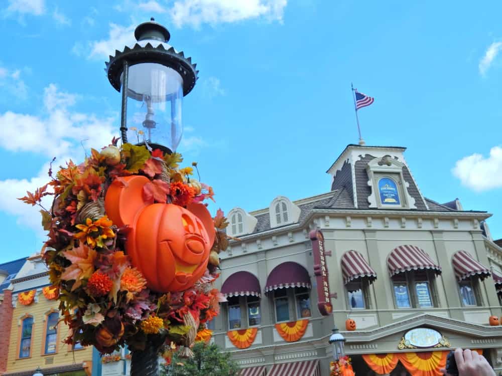 WDW Magic Kingdom October Fall Autumn