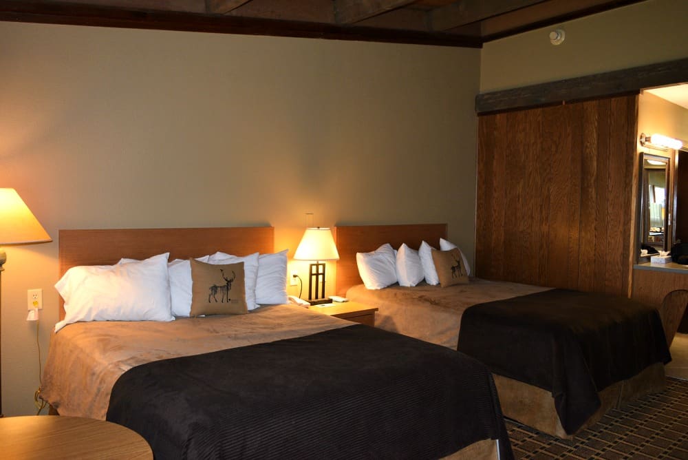 Hueston Woods Lodge Guest Room