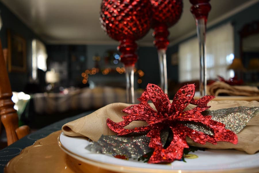 Boscovs holiday decor napkin ring