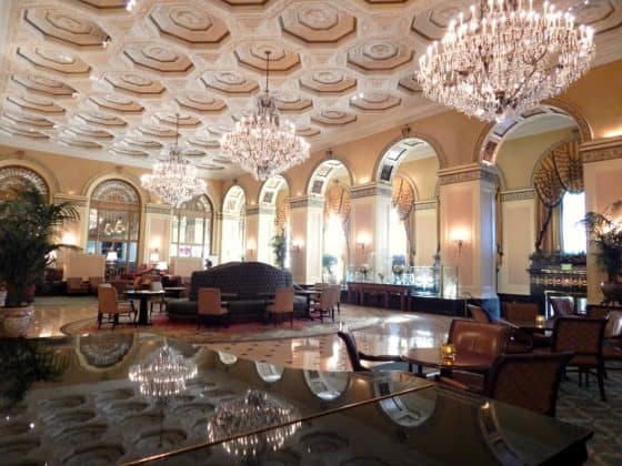 Omni William Penn Hotel lobby