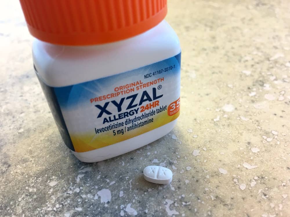 Ways to avoid allerigies when traveling Xyzal allergy medicine