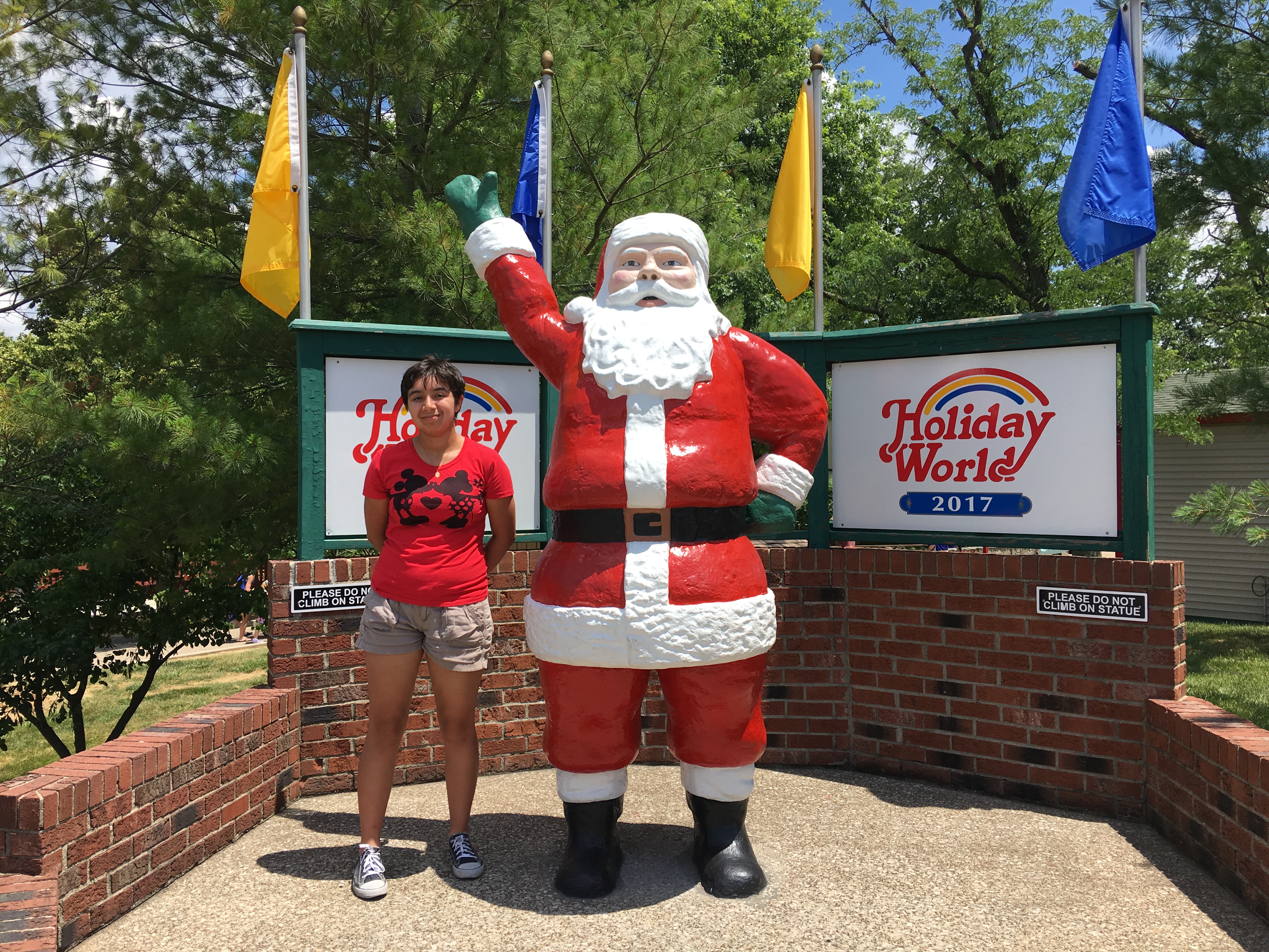 A pic with the Santa statue at Holiday World is a must!