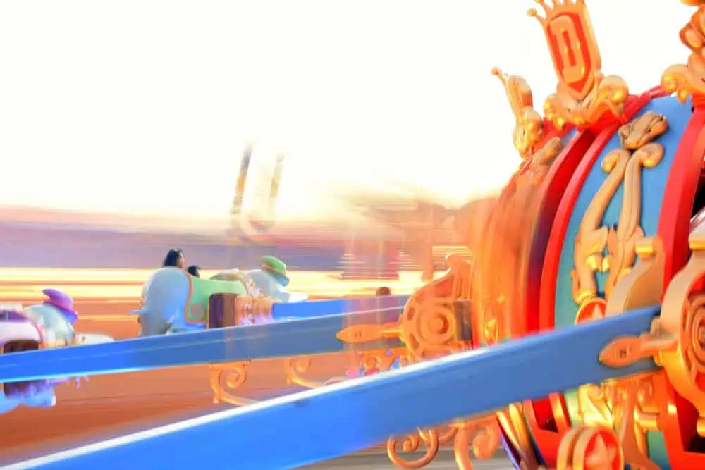 Dub Rides 14 Magic Kingdom Rides for Everyone - Sand and Snow