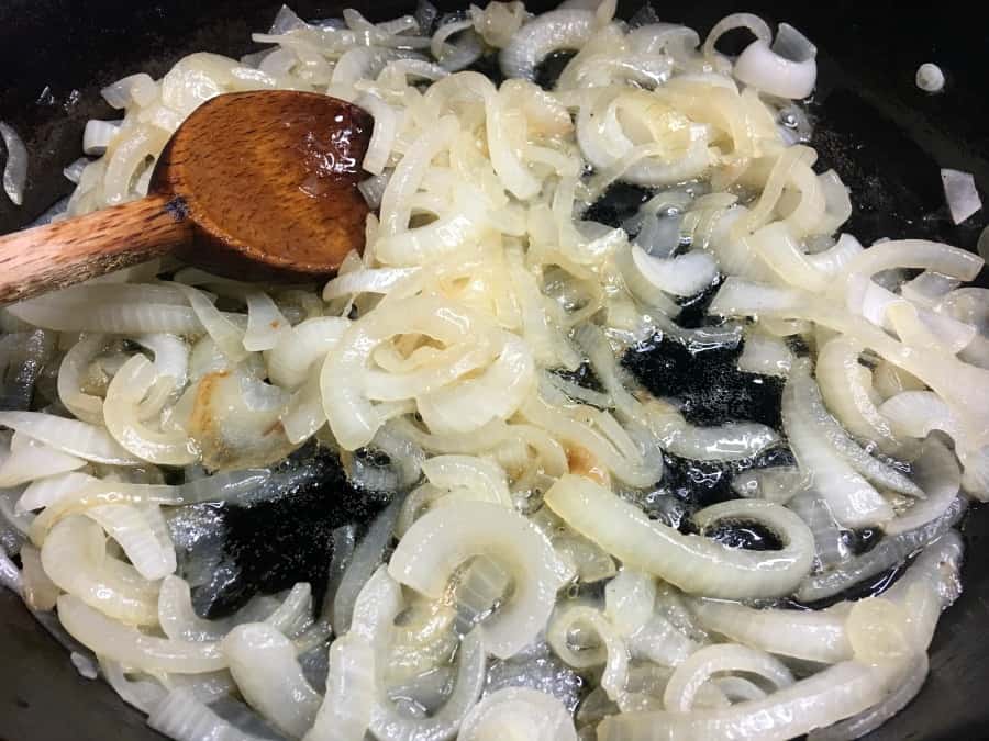 Sliced onions Vidalia French Onion Soup Recipe