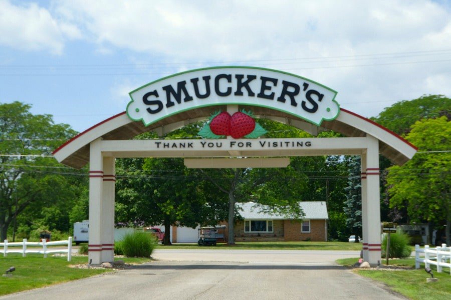 Smucker's Store Arch. 