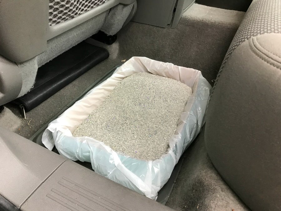 how to keep your cat happy on road trips make your own cat box