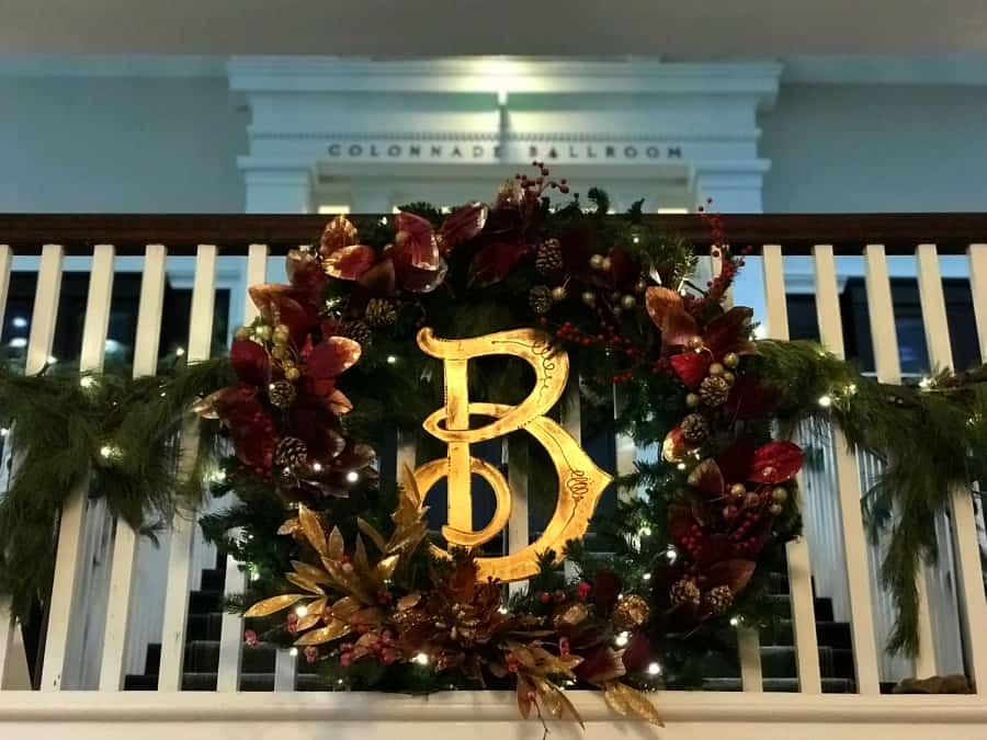 Walk slowly though the lobby and halls - they're decked out with traditional Christmas decorations!