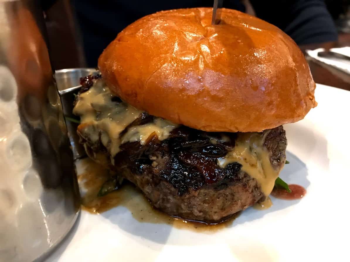 Booking tours and attraction with TripAdvisor: Worth it or not? Hard Rock Cafe Pittsburgh Signature burger