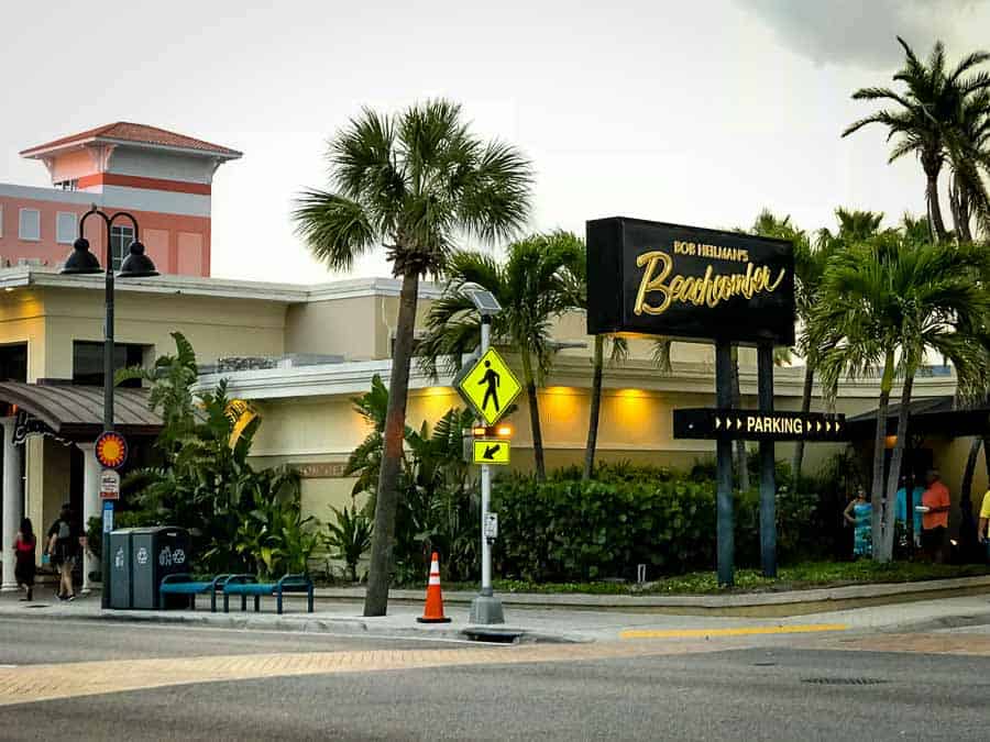 Where to eat in Clearwater Beach: Beachcomber Restaurant in Clearwater Beach.
