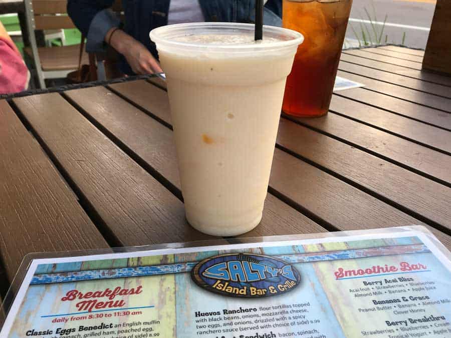 Where to eat in Clearwater Beach: A Peach on the Beach Smoothie at Salty's.