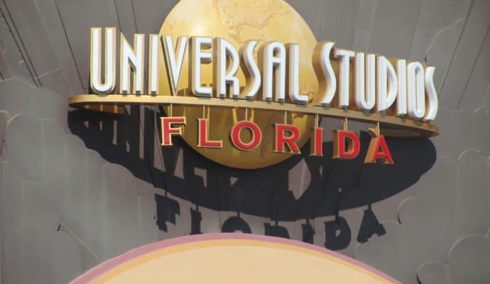 Universal Studios Florida sign