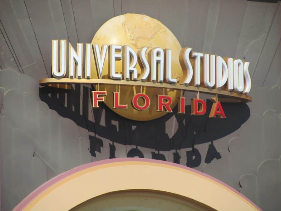 Universal Studios Florida sign