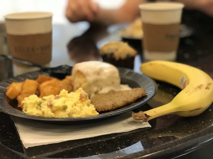 Drury Inn & Suites Middletown breakfast