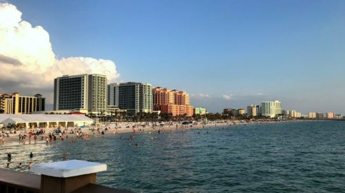 Heading to Pier 60 is a fun (and free!) thing to do in Clearwater Beach, FL!