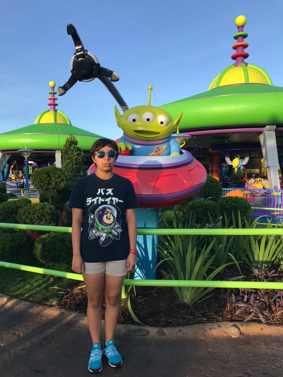 alien ride toy story land