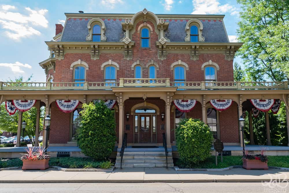 Yep, I want to redecorate my entire house now. Finding inspiration at The Sexton McKinley House in Canton, Ohio. 