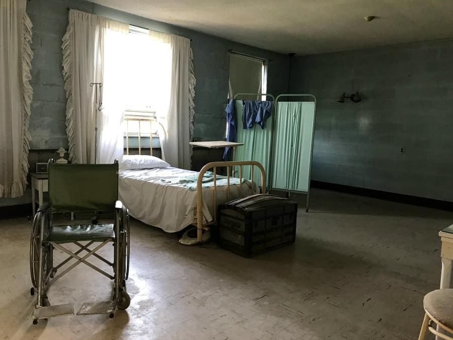 Haunted History Trail of New York State: One of many bedrooms in Rolling Hills Asylum - so beautiful. 