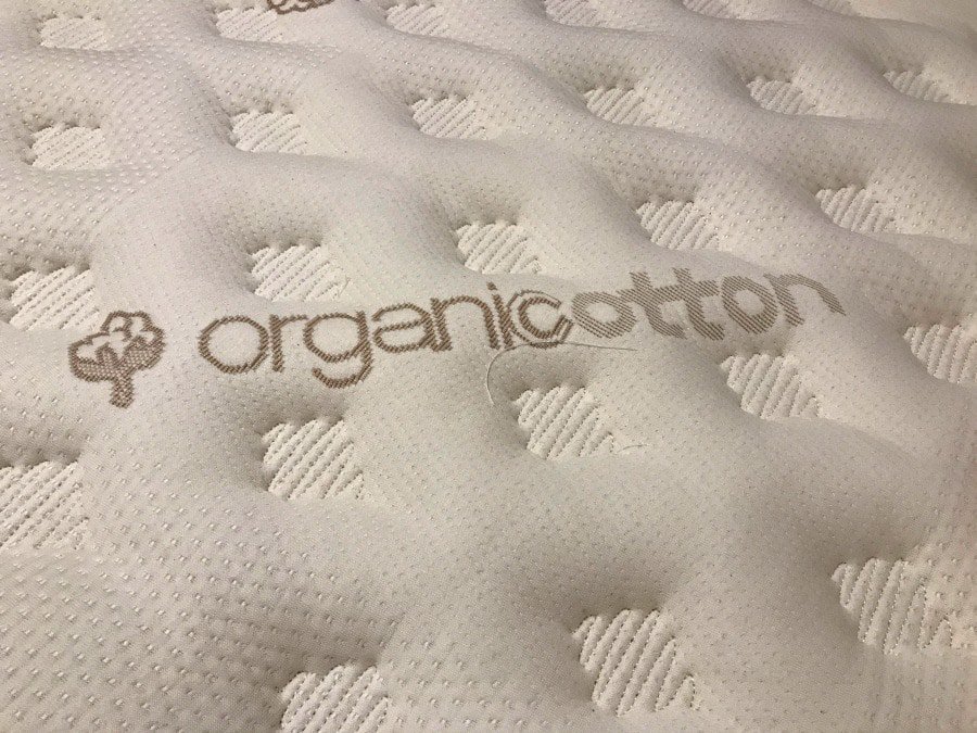 Saatva Mattress made from organic cotton. 