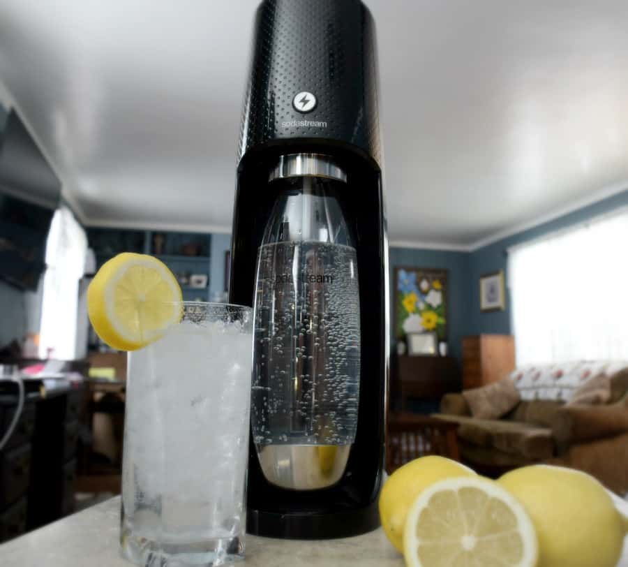 Can you save money with SodaStream One Touch? Make at home lemon water