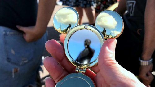 Best Secret Free Things at Walt Disney World: Walt Statue