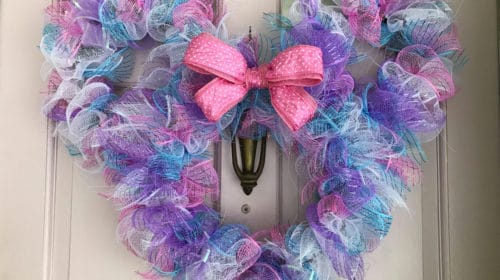 Minnie DIY Disney Easter Wreath: Super easy and affordable