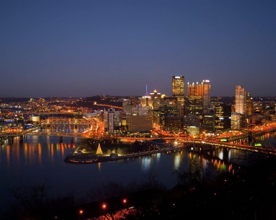 Ultimate One Day in Pittsburgh Itinerary: Duquesne Incline at Mount Washington at night