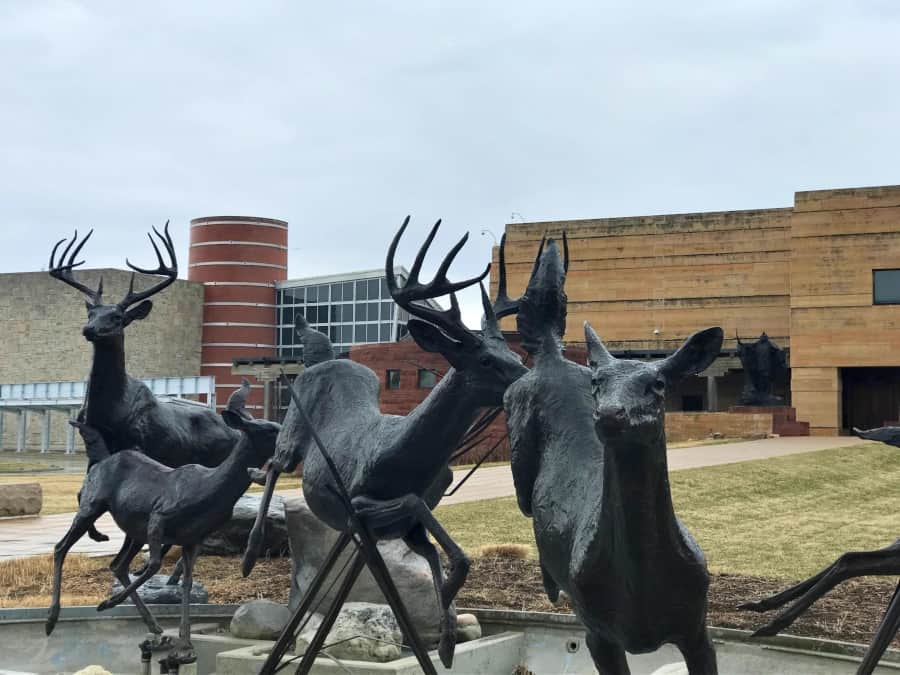 Best Museums in Indianapolis for Families: Eiteljorg Museum outdoor deer sculpture