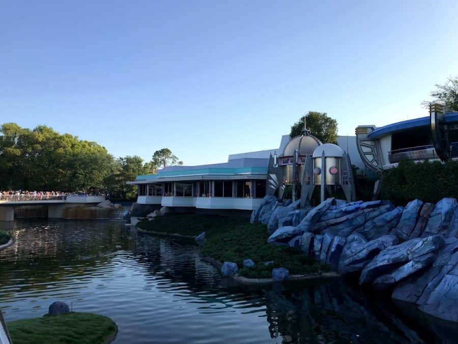 Best fun restaurants at Disney World: Cosmic Ray's