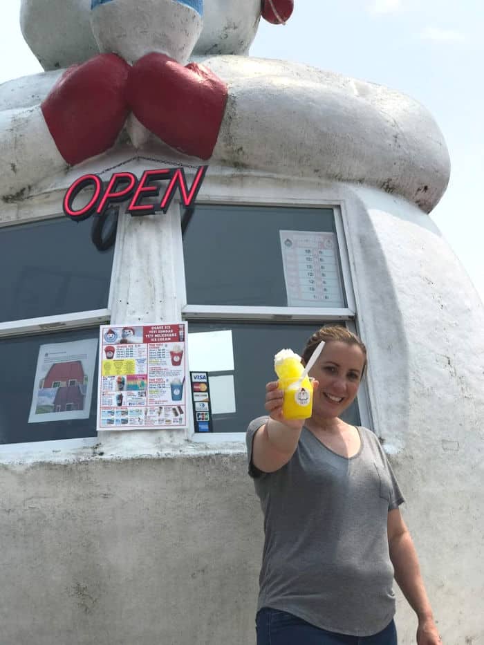 Fun things to do in Butler County, PA: The Snowman Ice Cream stand