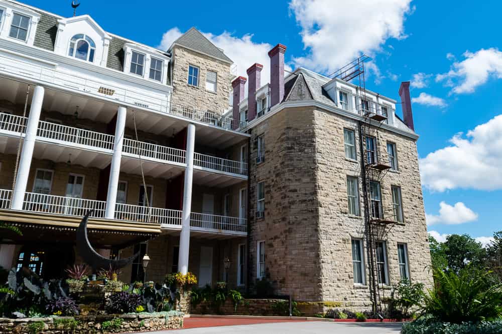 1886 Crescent Hotel Review: Front entrance Exterior