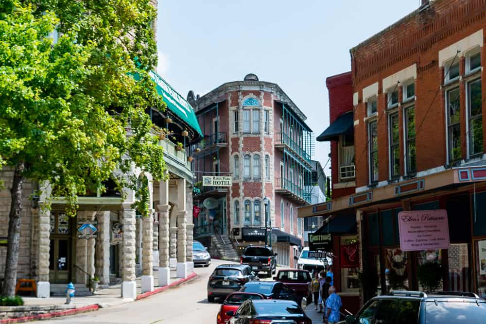 Fun things to do in Eureka Springs in Summer with Kids: