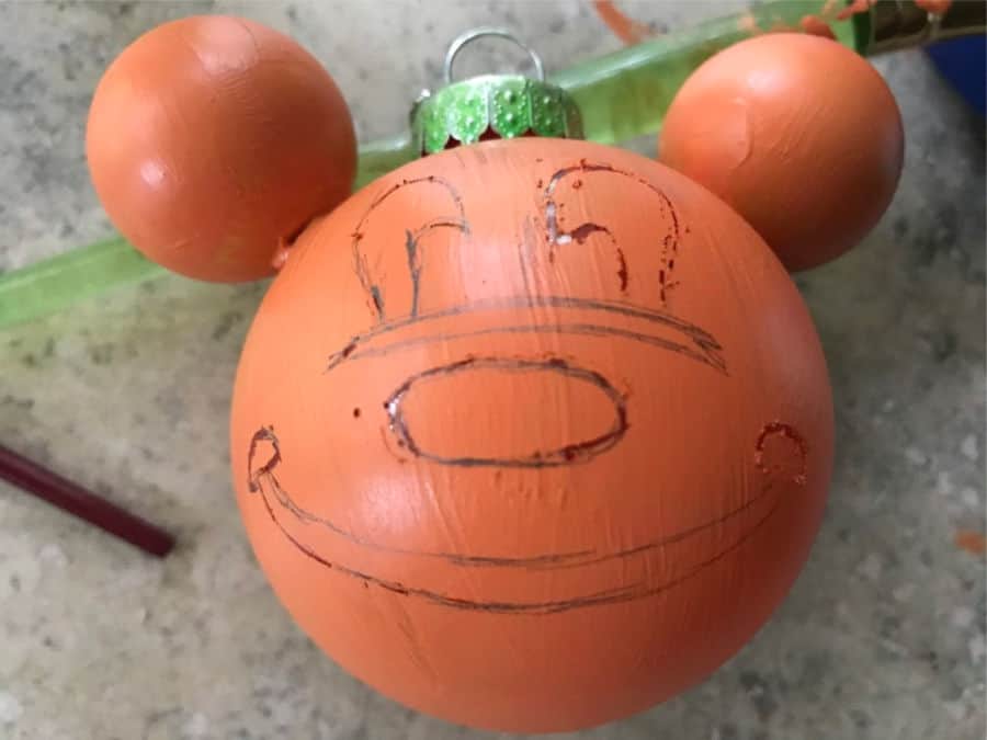 DIY Disney Halloween Ornaments_ Mickey Jack-o’-Lantern drawing the face