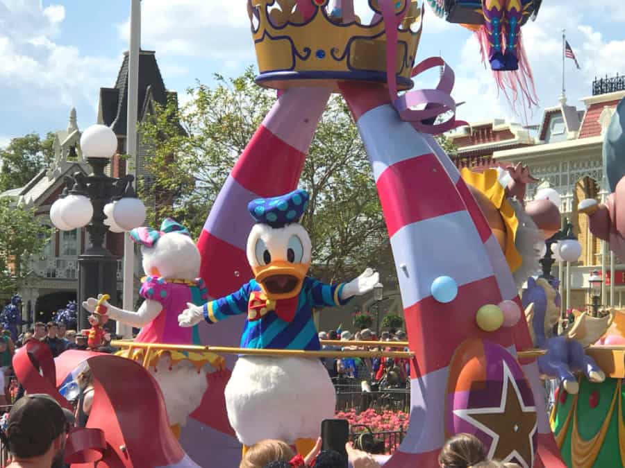 Donald duck Festival of Fantasy Parade