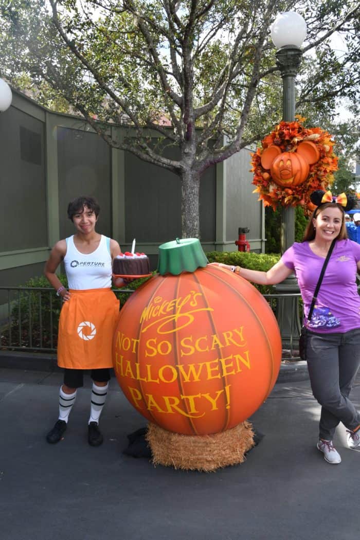 must-dos at Mickey's Not-So-Scary Halloween Party at Disney World: photopass shots