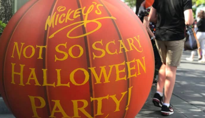 must-dos at Mickey's Not-So-Scary Halloween Party at Disney World: PhotoPass magic shots