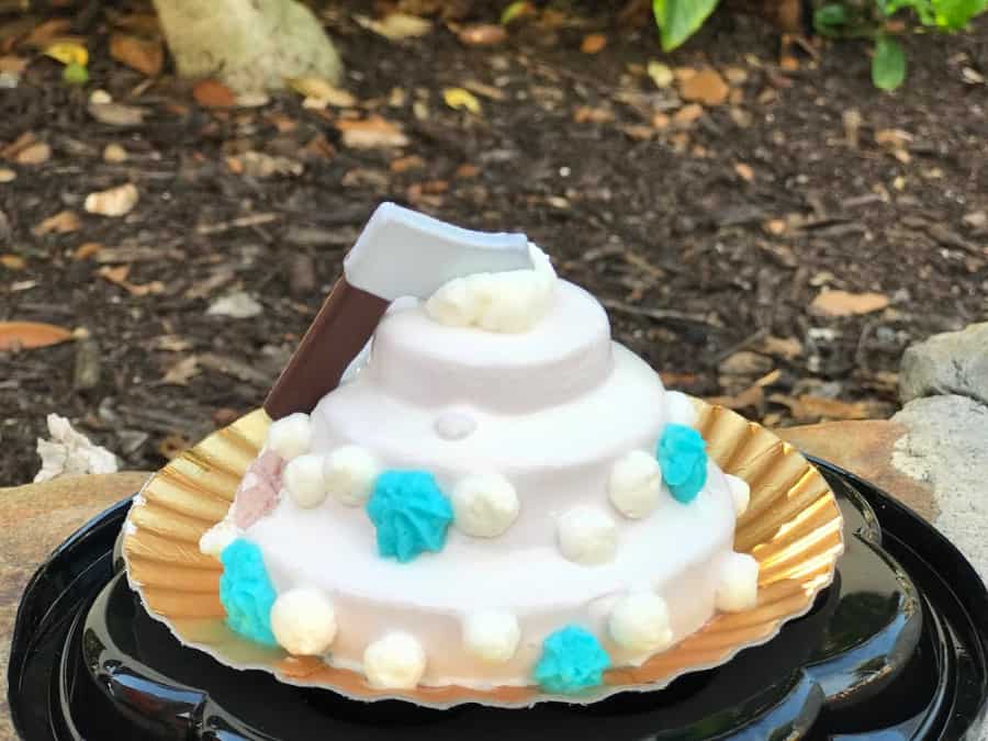 must-dos at Mickey's Not-So-Scary Halloween Party at Disney World: Snacks and dining