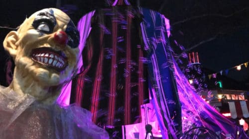 Phantom Fright Nights Review: Fear Fest clown with bubbles