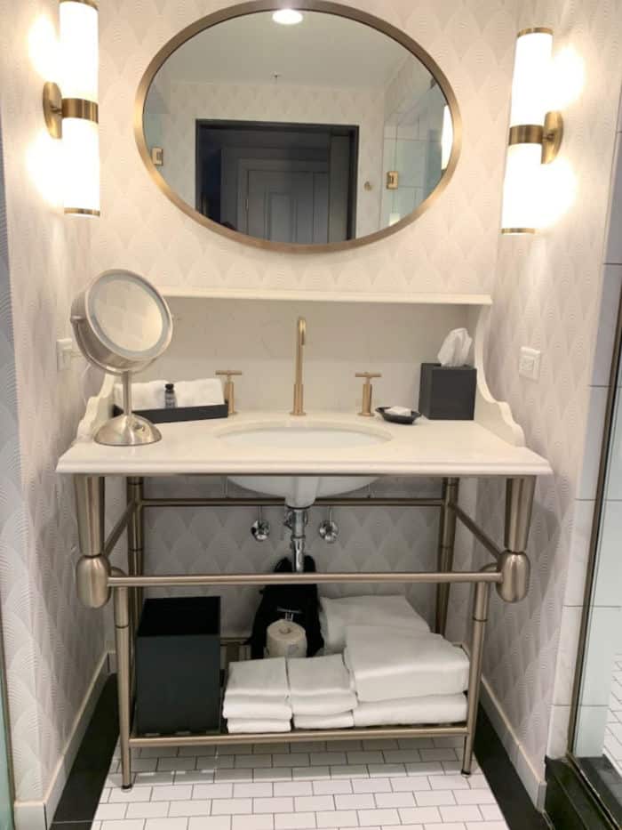 Hotel LeVeque Columbus review: bathroom vanity area.
