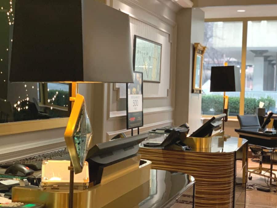 Hotel LeVeque Columbus review: front desk area