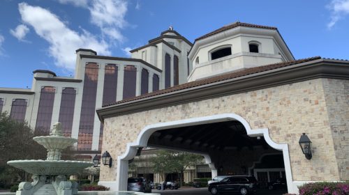 L'Auberge Casino Lake Charles Review fountain front entrance