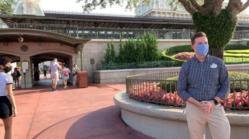 Disney World reopening 15 thigs you need to know cast members wearing masks
