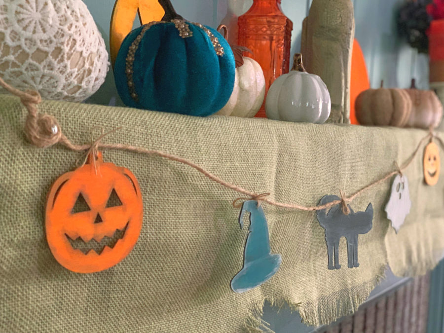 Halloween wooden garland