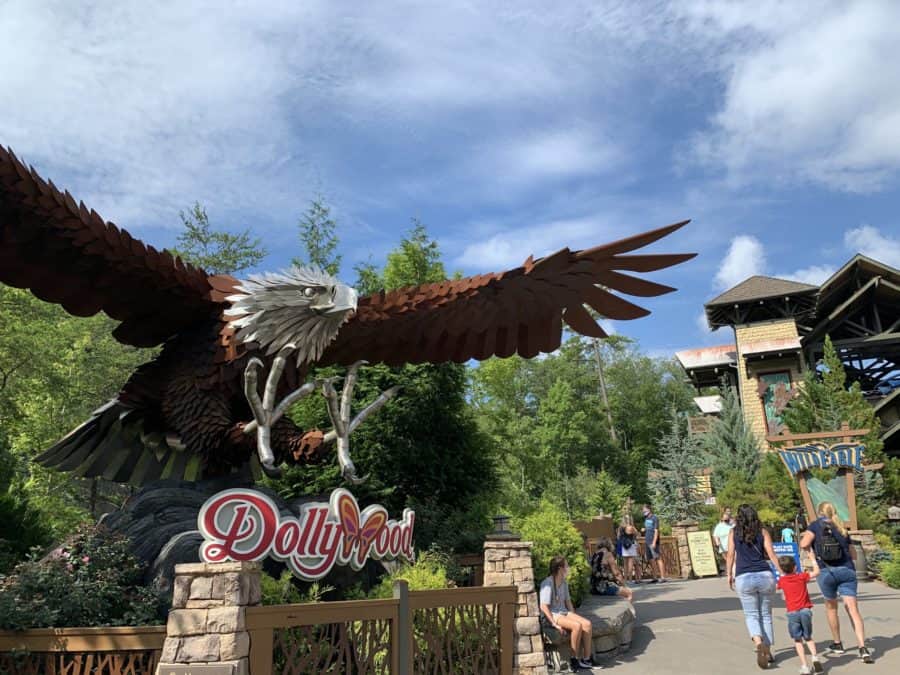 Things to Do in Pigeon Forge with Kids Dollywood