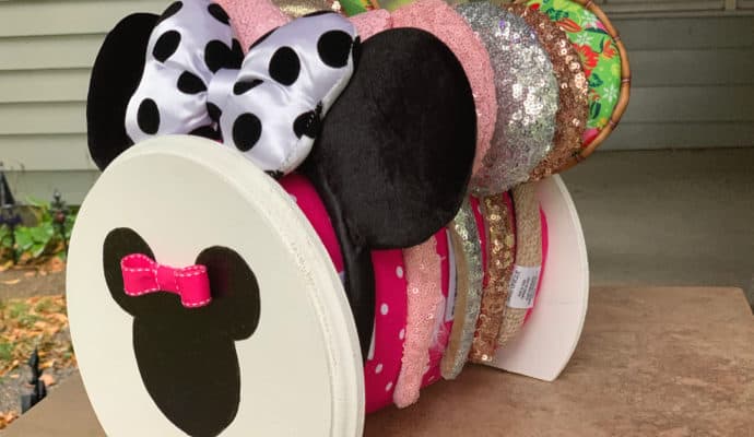 Disney Ear Headband Holder DIY Minnie ear headband holder
