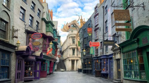 how to take empty Diagon Alley photos in Universal Orlando